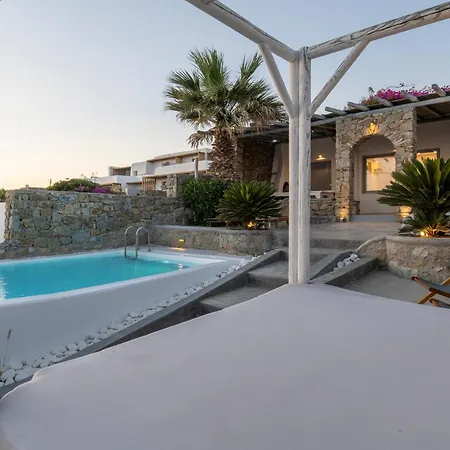 Villa Infinium Two, Sunset Views 10' From Mykonos Town!